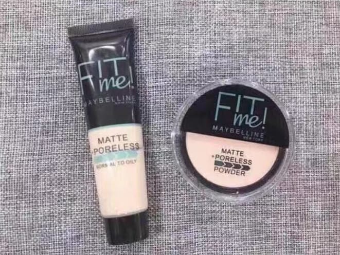 2 in 1 Makeup Deal /Foundation and Compact